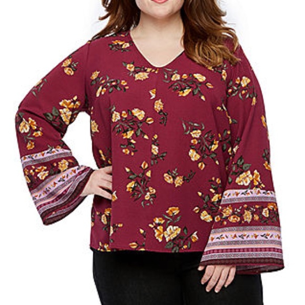 A.N.A. Floral Top
